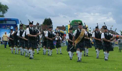 seaforth highlanders pipes & drums