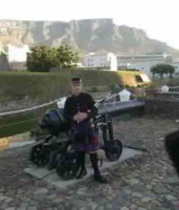 Bagpiper