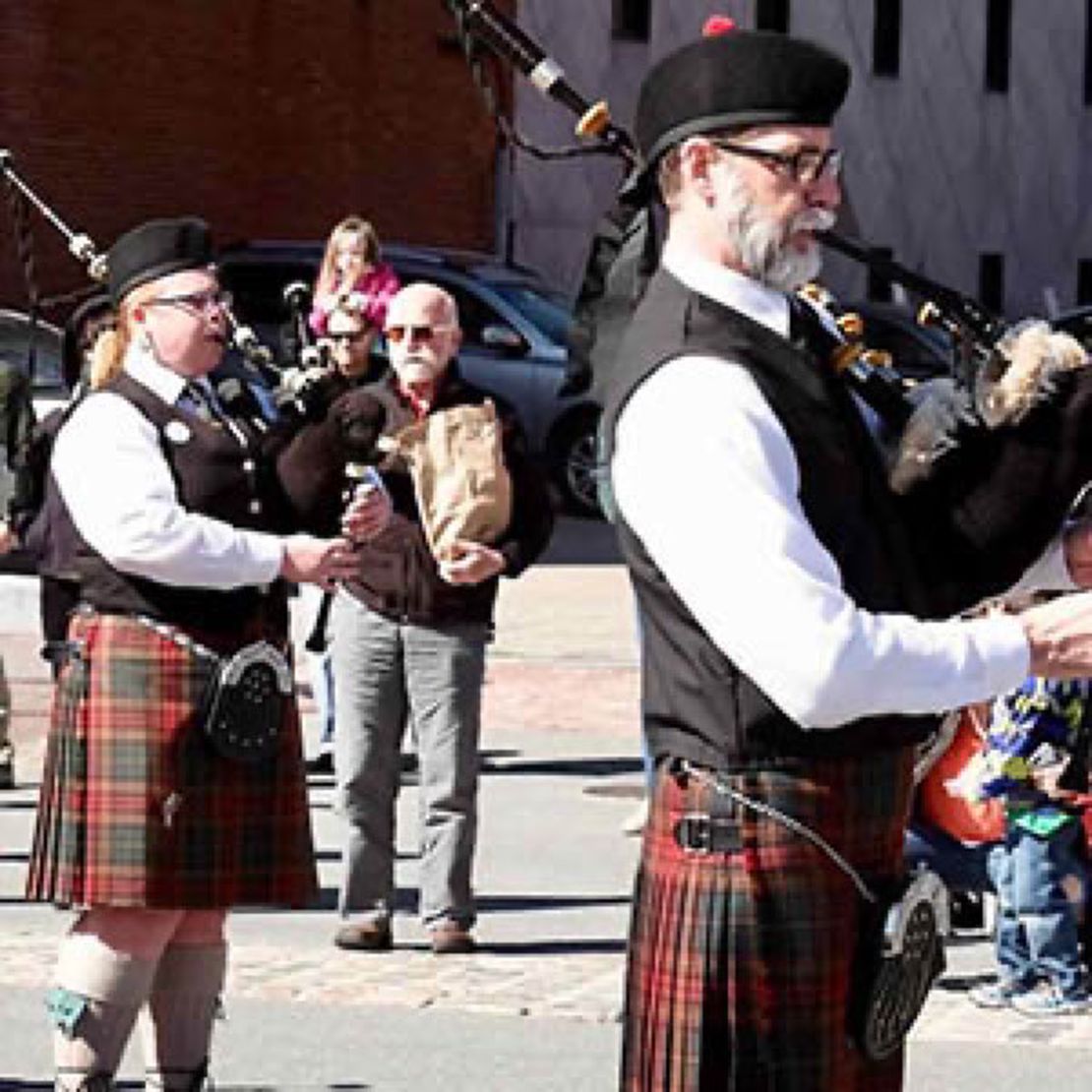 Claddagh Mhor Pipe Band